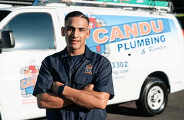 Candu emergency plumbers in Canoga park