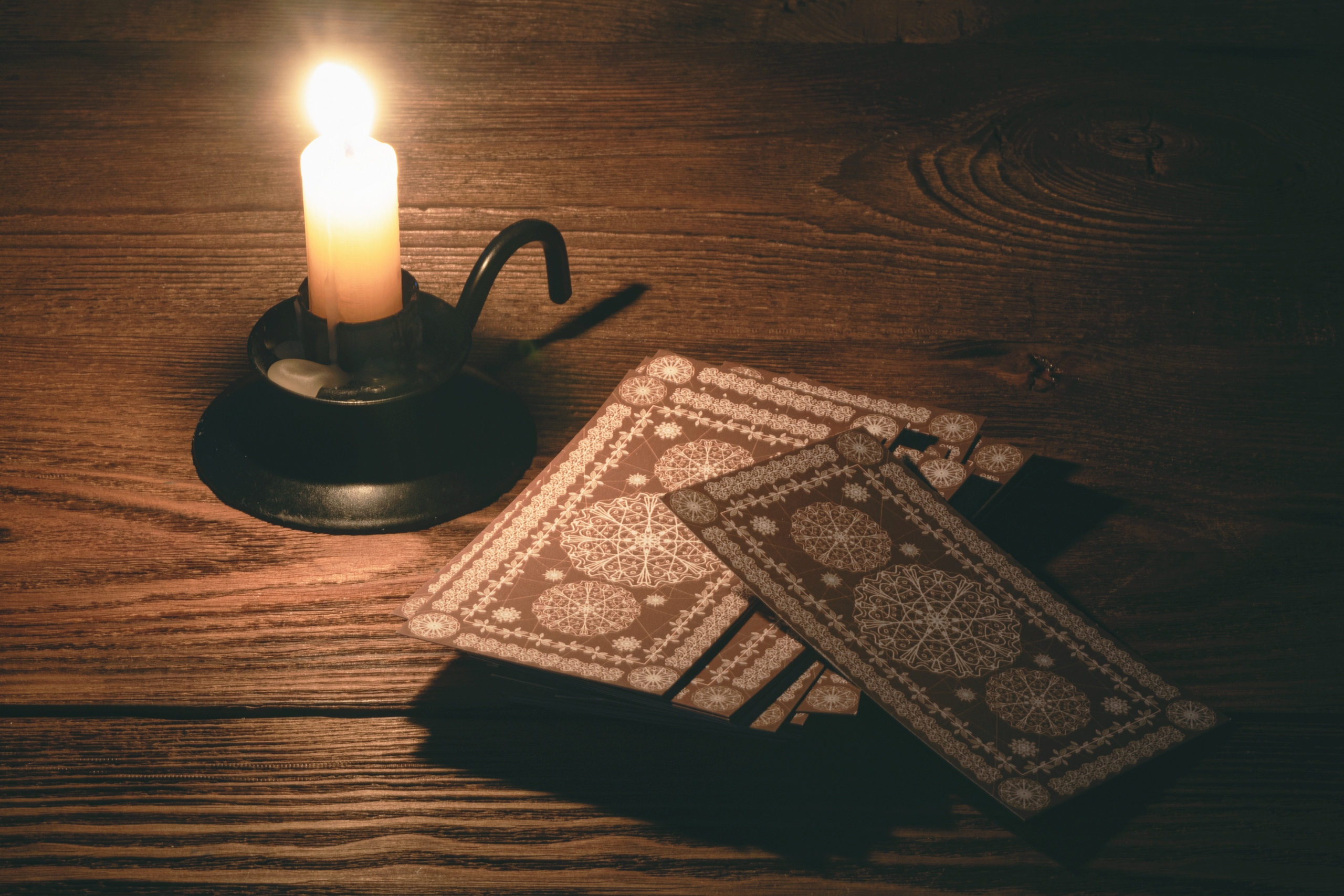 The Best Phone Tarot Readers UK